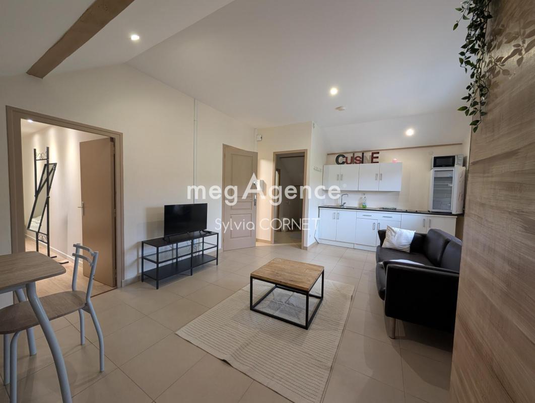 Appartement à louer, 42m², Lagnieu