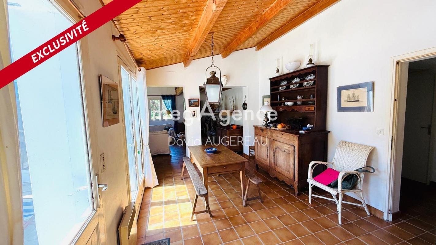 Purchase: House (85350)