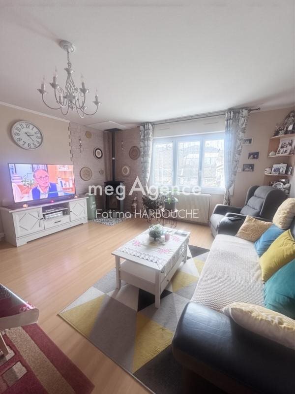 Appartement à vendre, 63m², Le Chambon-Feugerolles
