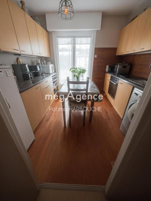 Appartement à vendre, 63m², Le Chambon-Feugerolles