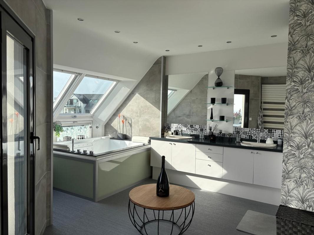 Maison à vendre, 280m², Larmor-Plage