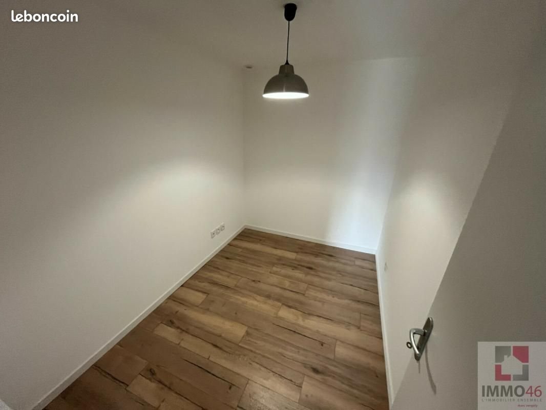 Appartement à louer, 52m², Gramat