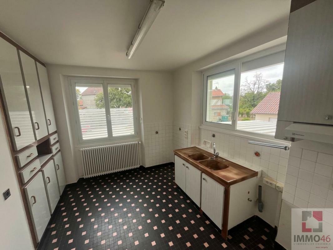 Appartement à louer, 80m², Gramat