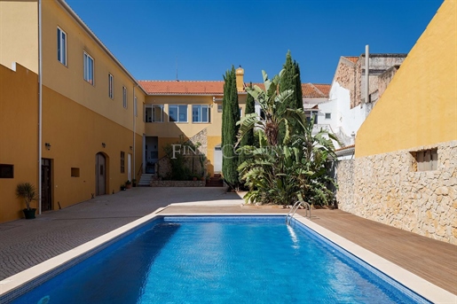 Silves - Historic 19-Room Property with Potential for Boutique Hotel Conversion