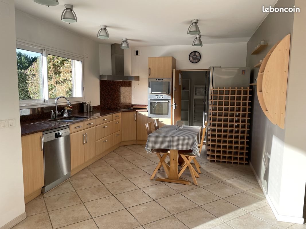 Maison à louer, 224m², Rivesaltes