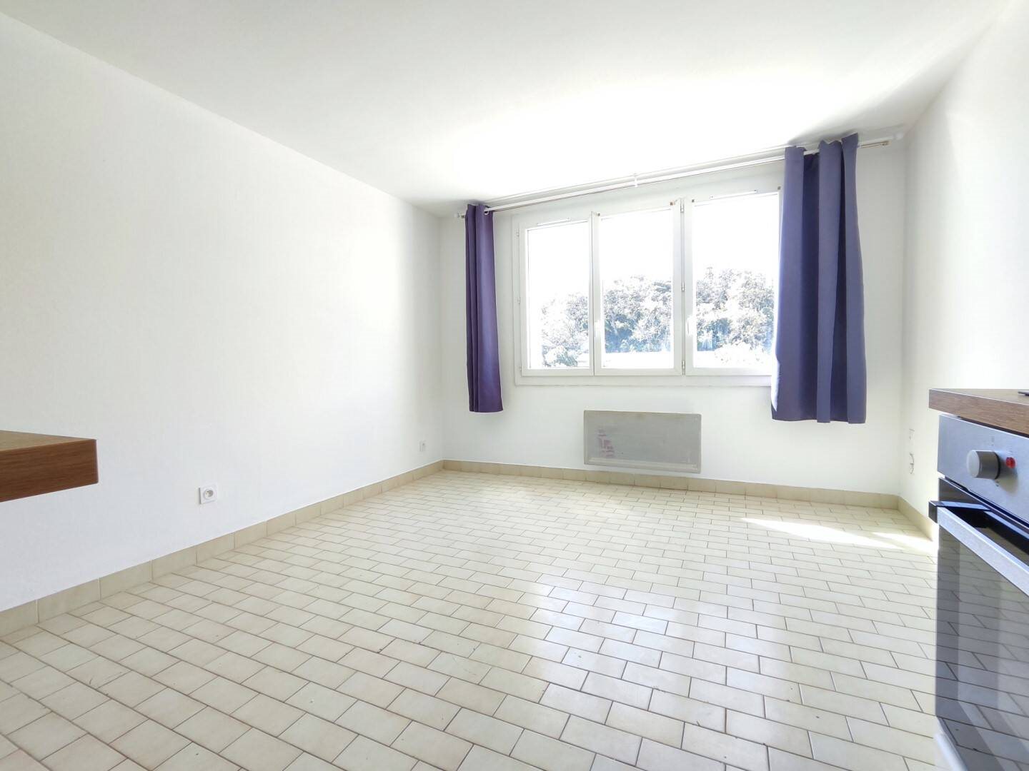 Appartement à louer, 29m², Bédarrides
