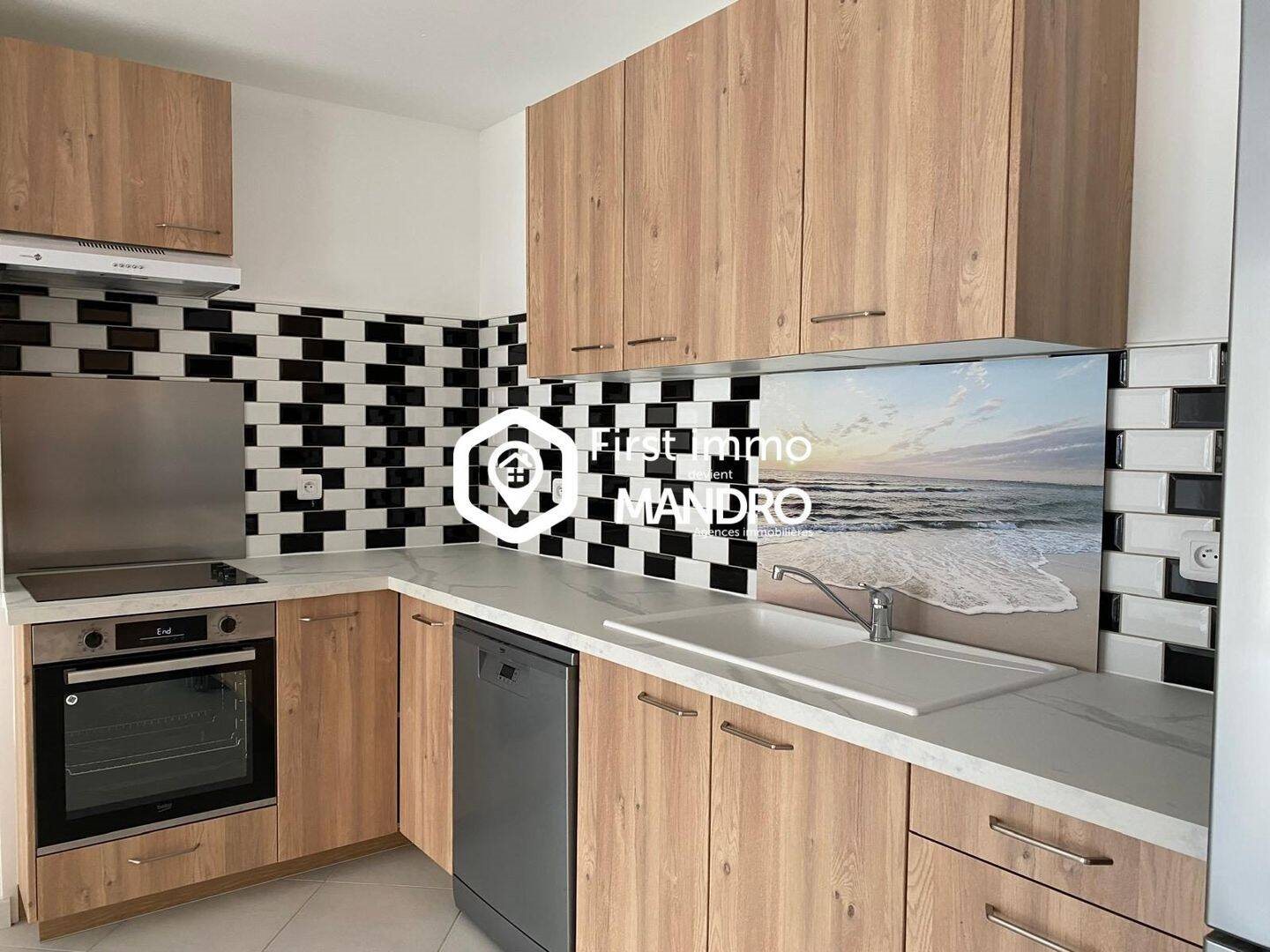 Maison à louer, 90m², Rodès