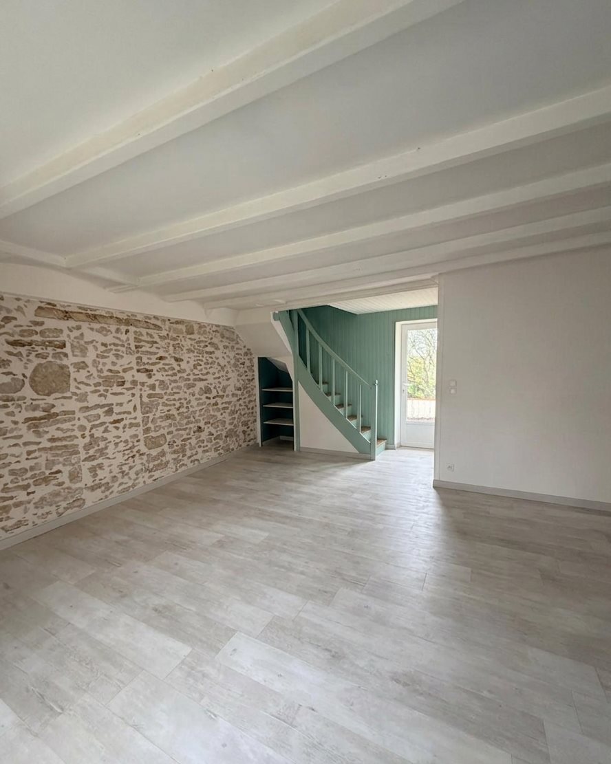 Maison à louer, 106m², Saint-Vincent-Sterlanges