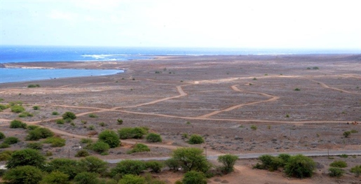 Excellent Plot of land for sale in Salamansabay Cape