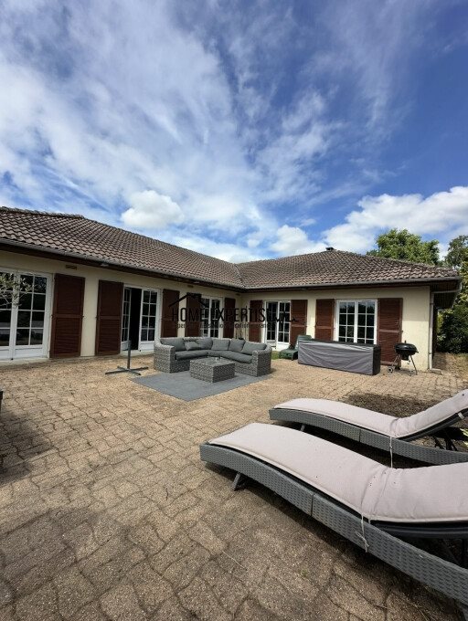 Maison à louer, 160m², Oudalle