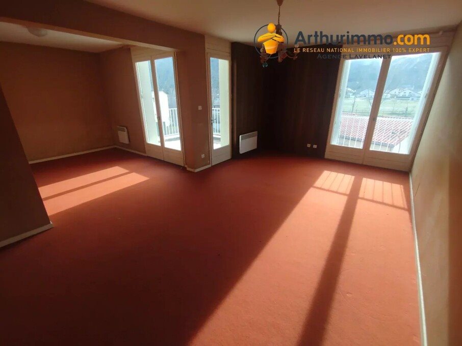 Appartement à vendre, 82m², Tarascon-sur-Ariège