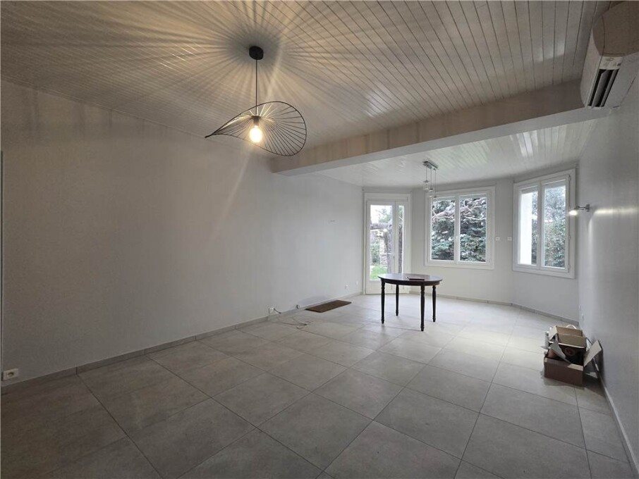Maison à louer, 103m², Valréas