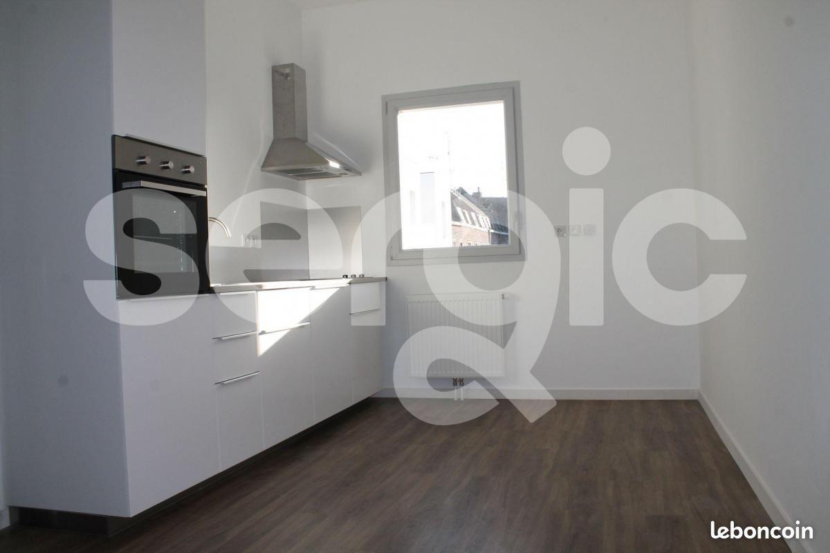 Appartement à louer, 63m², Lille