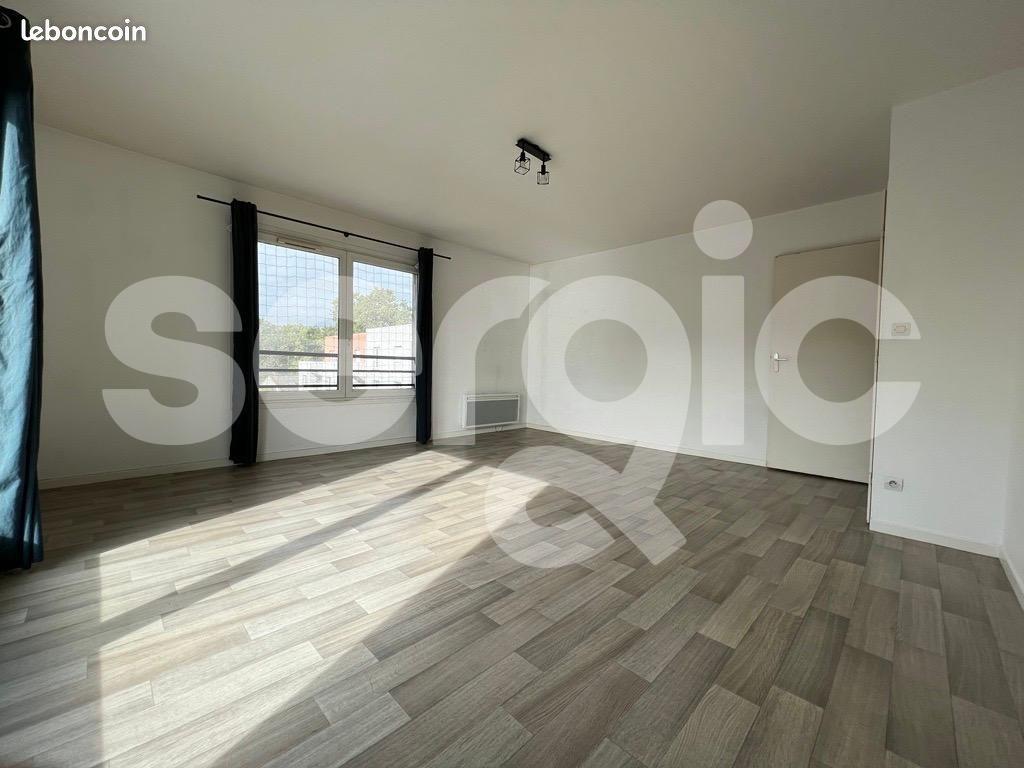 Appartement à louer, 77m², Lille