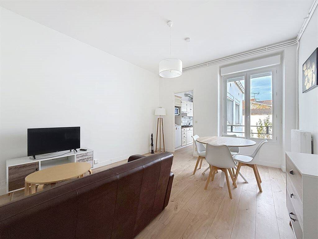 Appartement à louer, 48m², Reims