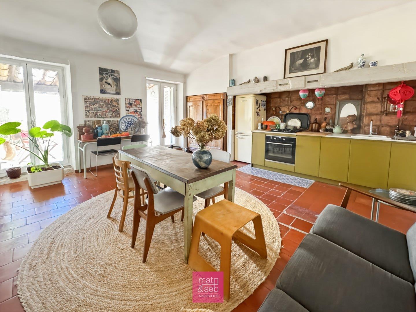 Appartement à vendre, 99m², Nîmes