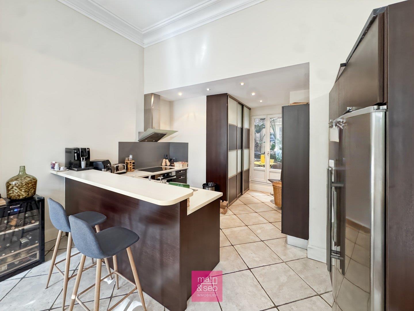 Appartement à vendre, 138m², Nîmes