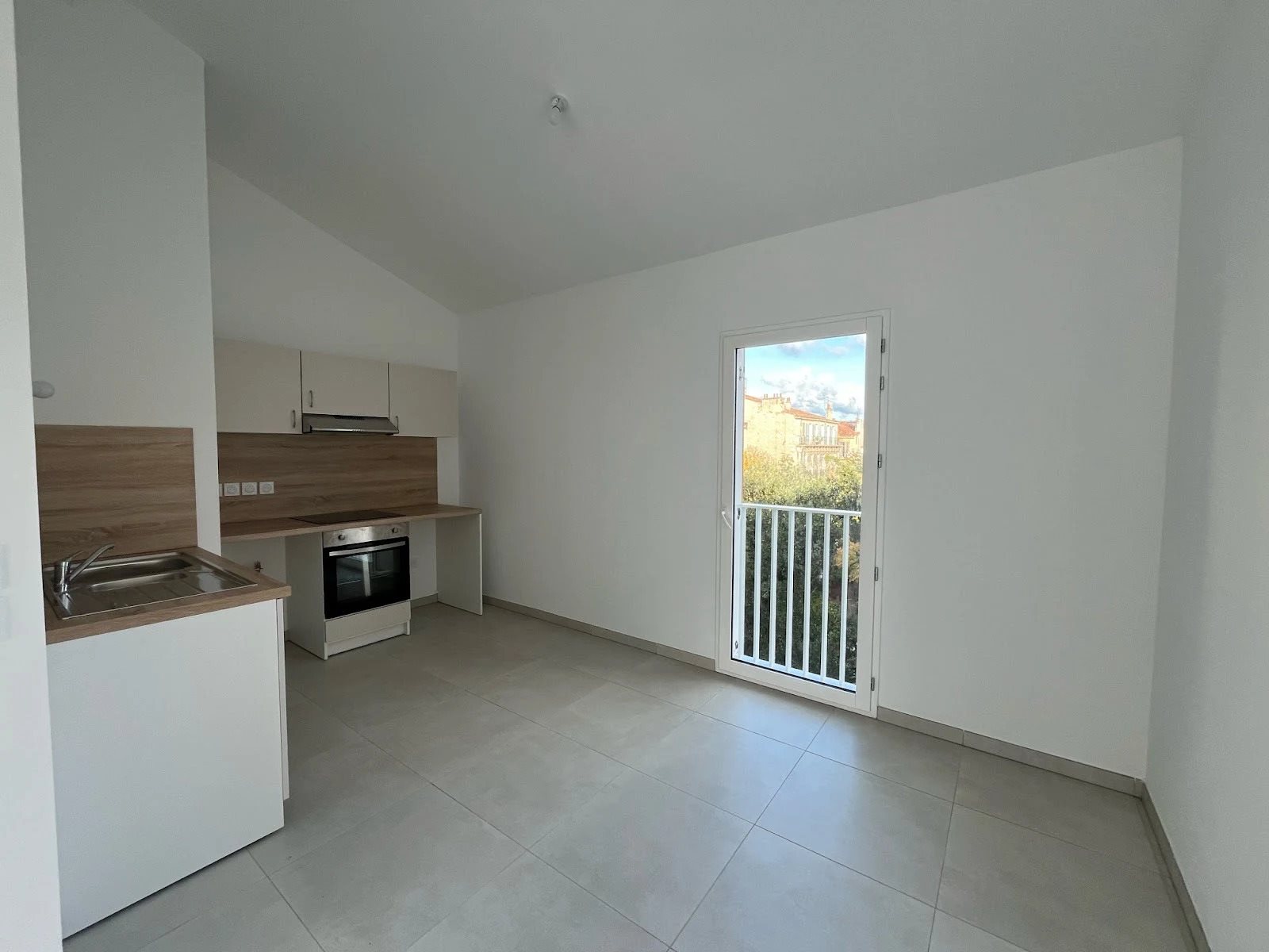 Appartement à louer, 69m², Marseille 6ème