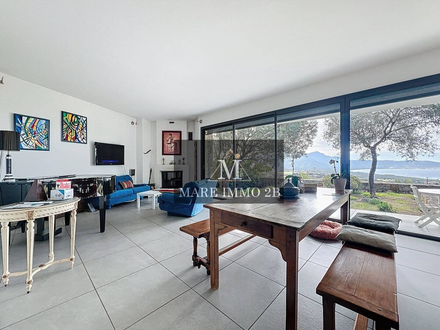 Maison à vendre, 136m², Lumio