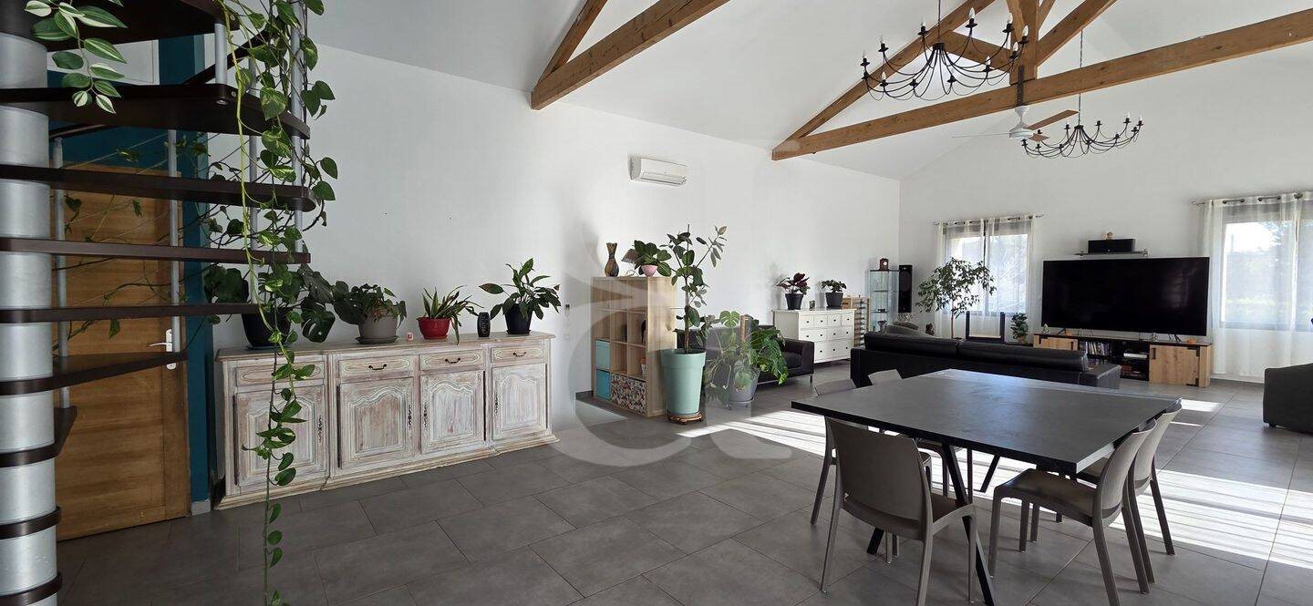 Maison à vendre, 240m², Carpentras
