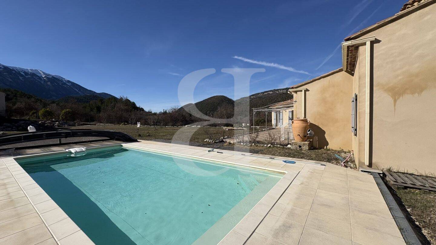 Maison à vendre, 244m², Savoillan