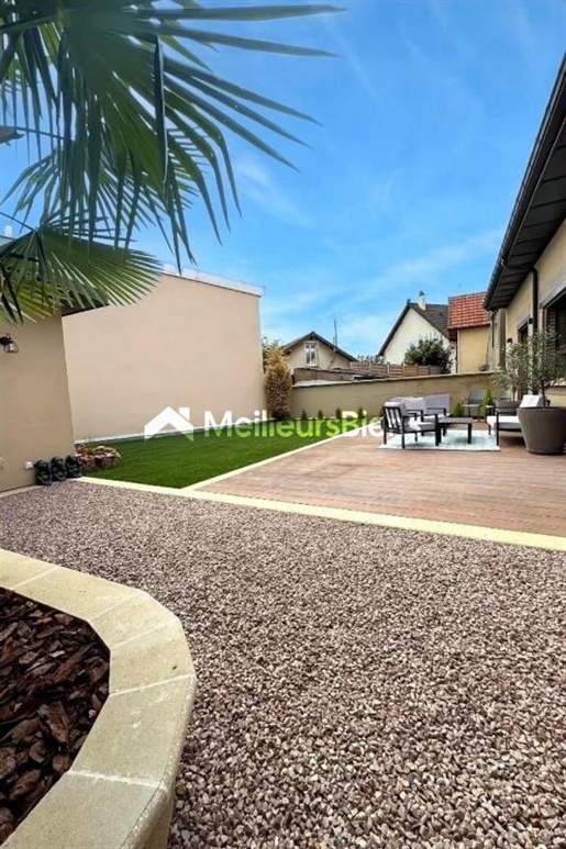 Advert picture
