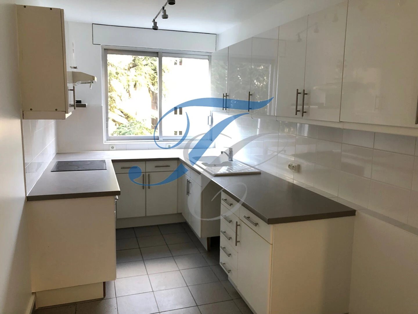 Appartement à louer, 91m², Paris 16ème