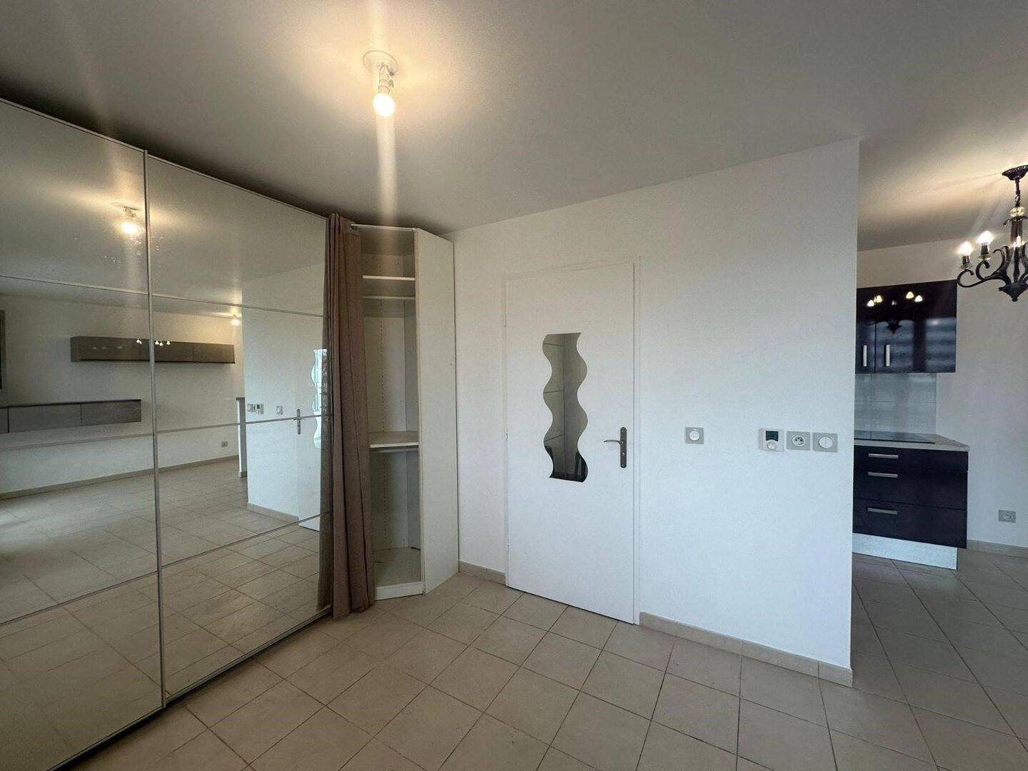 Appartement à louer, 28m², Marseille 4ème