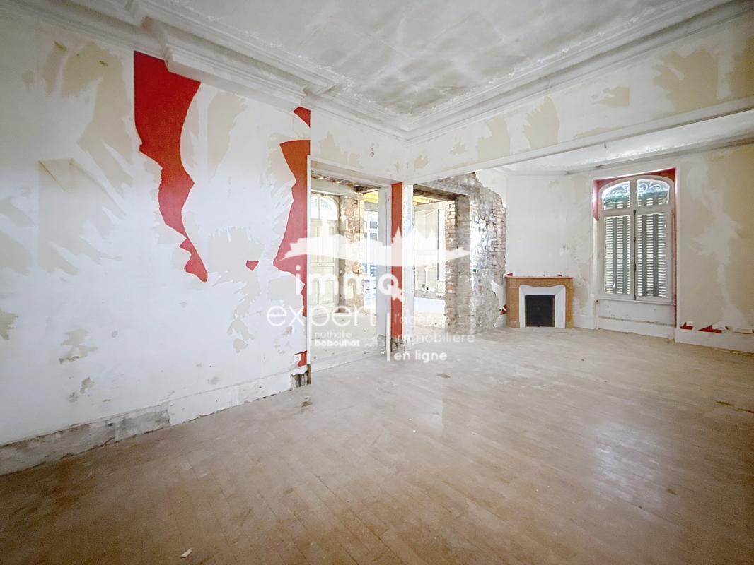 Maison à vendre, 170m², Mirecourt