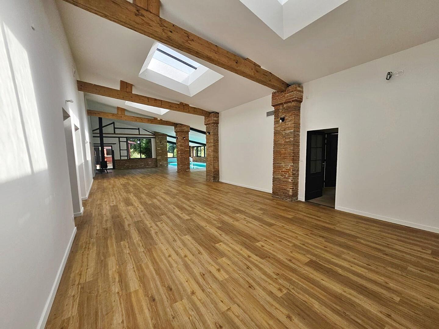 Maison à louer, 340m², Merville