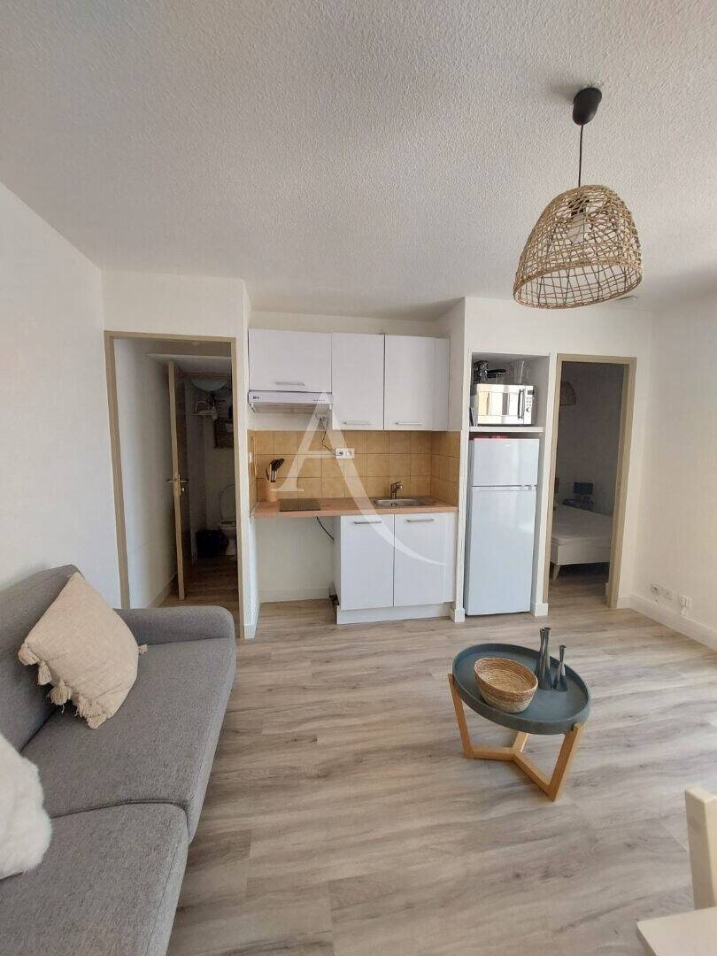 Appartement à louer, 26m², Sète