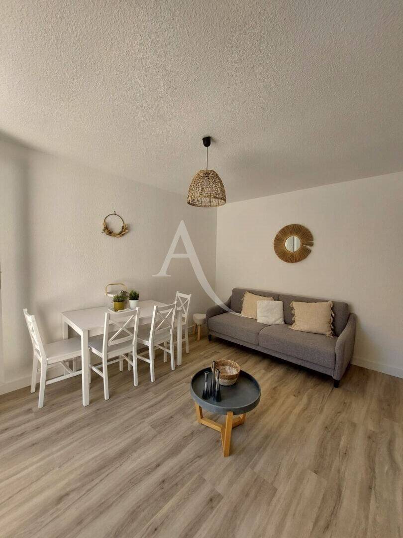 Appartement à louer, 26m², Sète