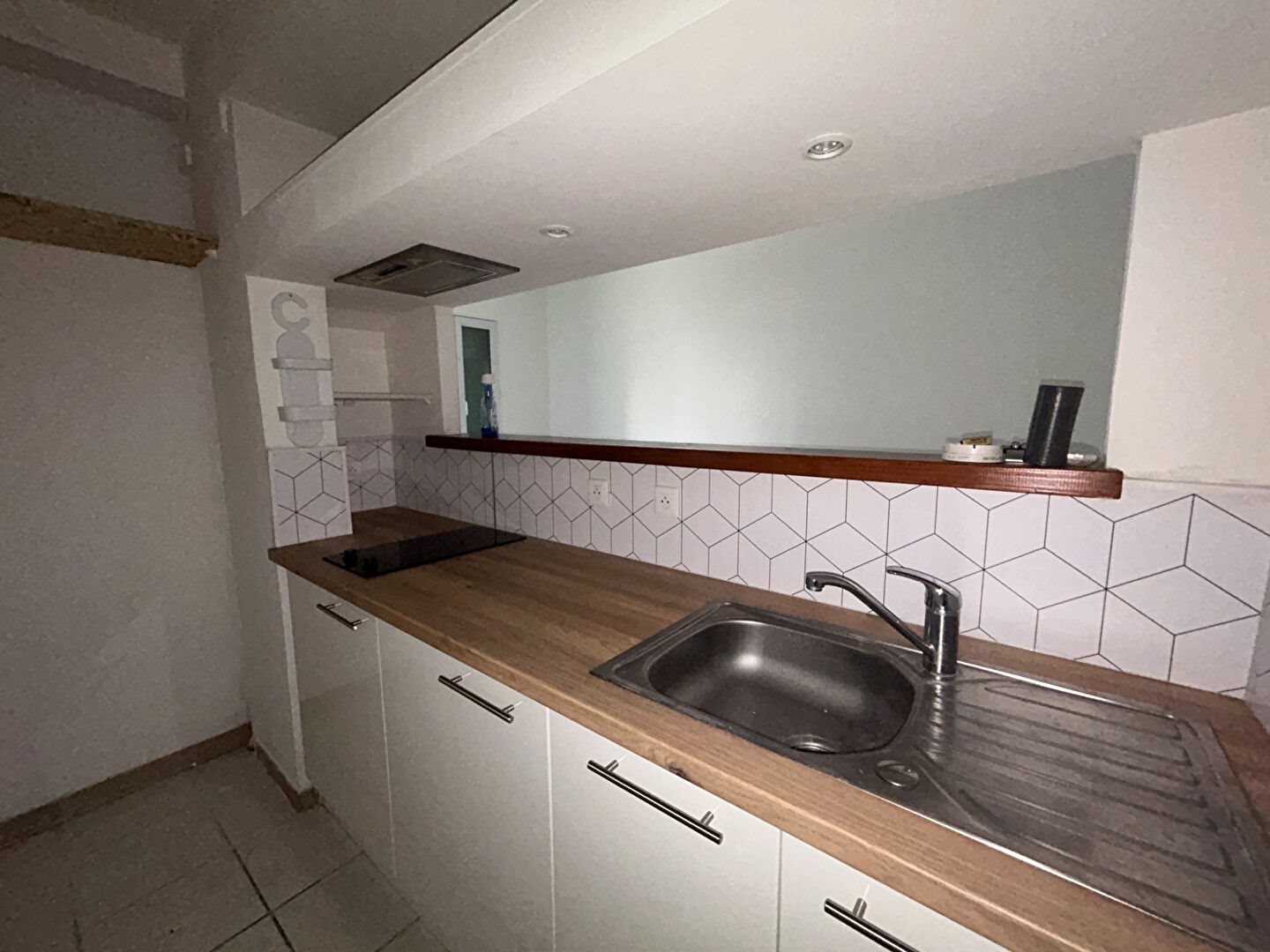 Appartement à louer, 32m², Nîmes