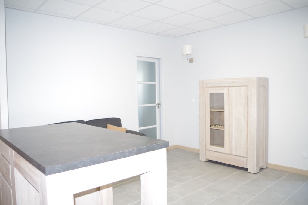 Appartement à louer, 51m², Nîmes