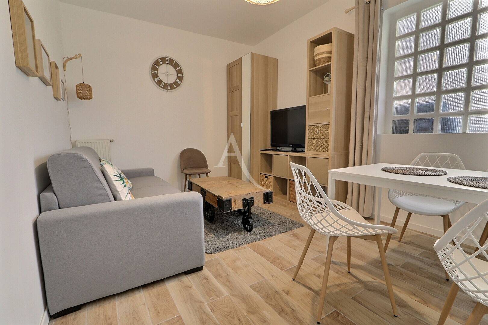 Appartement à louer, 26m², Le Blanc-Mesnil
