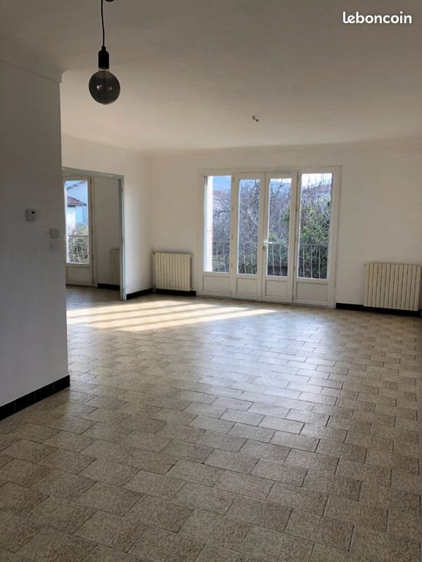 Maison à louer, 103m², Laroque-d'Olmes