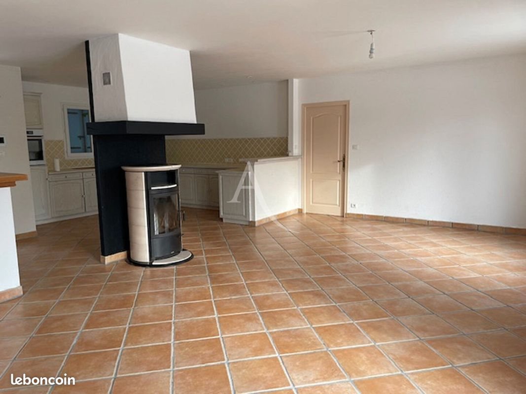 Maison à louer, 104m², Apremont