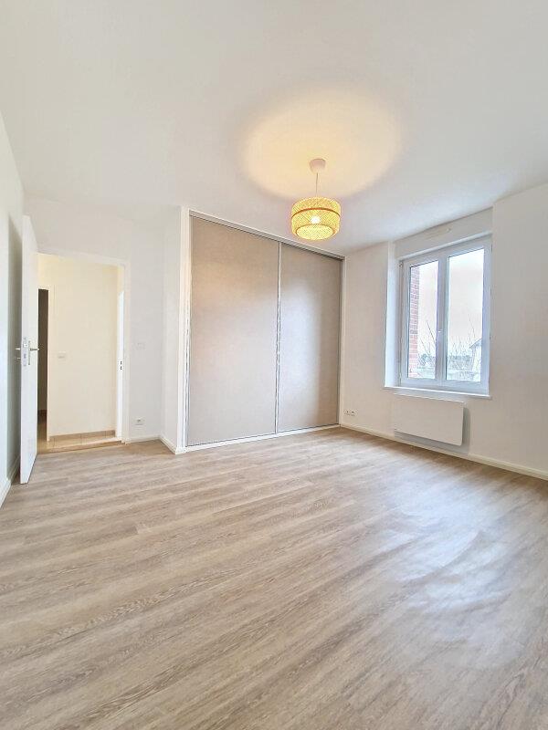 Appartement à louer, 85m², Ay