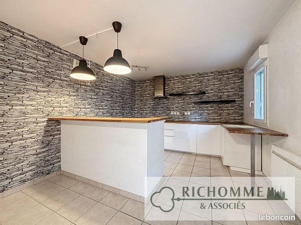 Appartement à louer, 74m², Reims