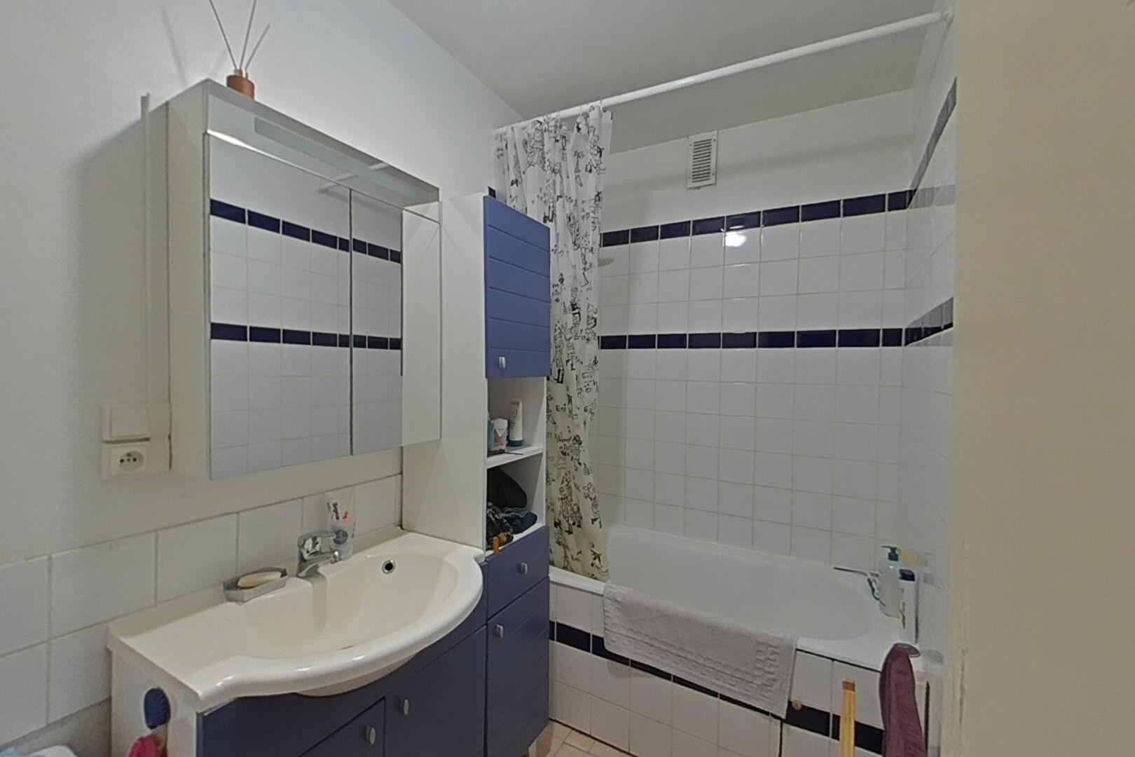 Appartement à louer, 31m², Coubron