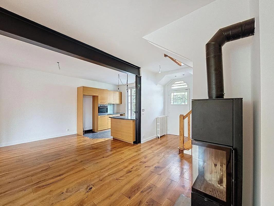 Maison à louer, 145m², Suresnes