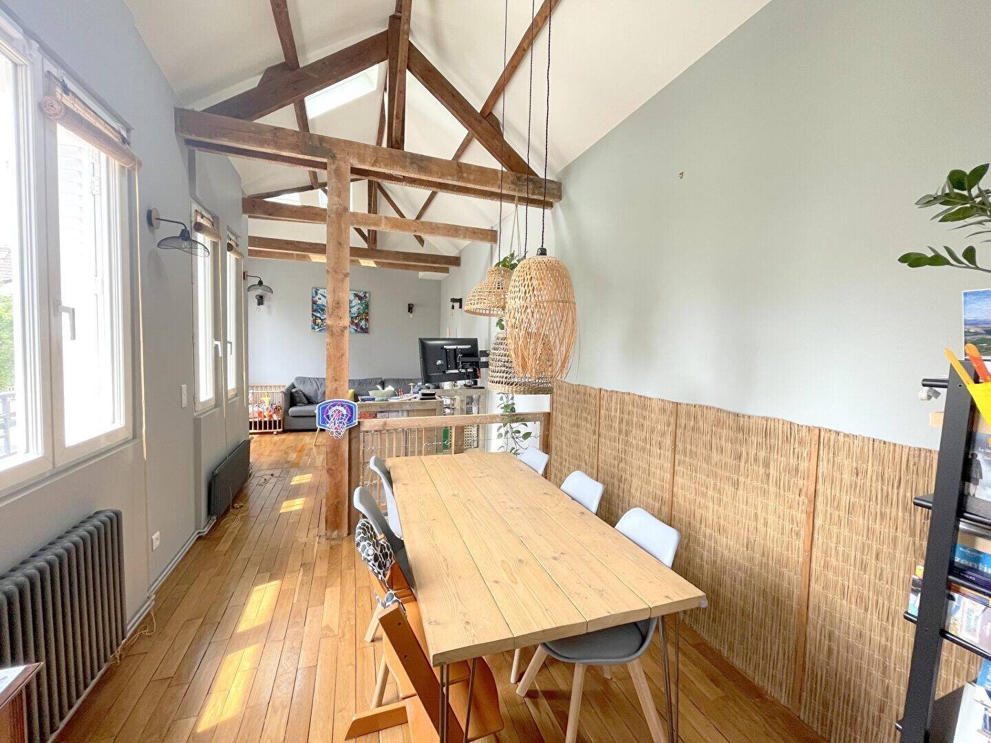 Maison à louer, 108m², Suresnes