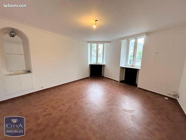 Maison à louer, 114m², Saint-Germain-sur-Moine