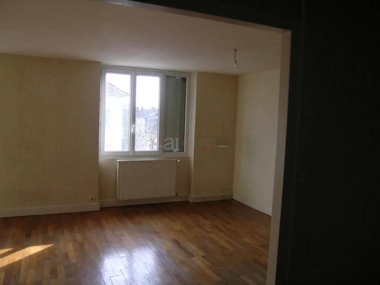 Appartement à louer, 65m², Pont-d'Ain