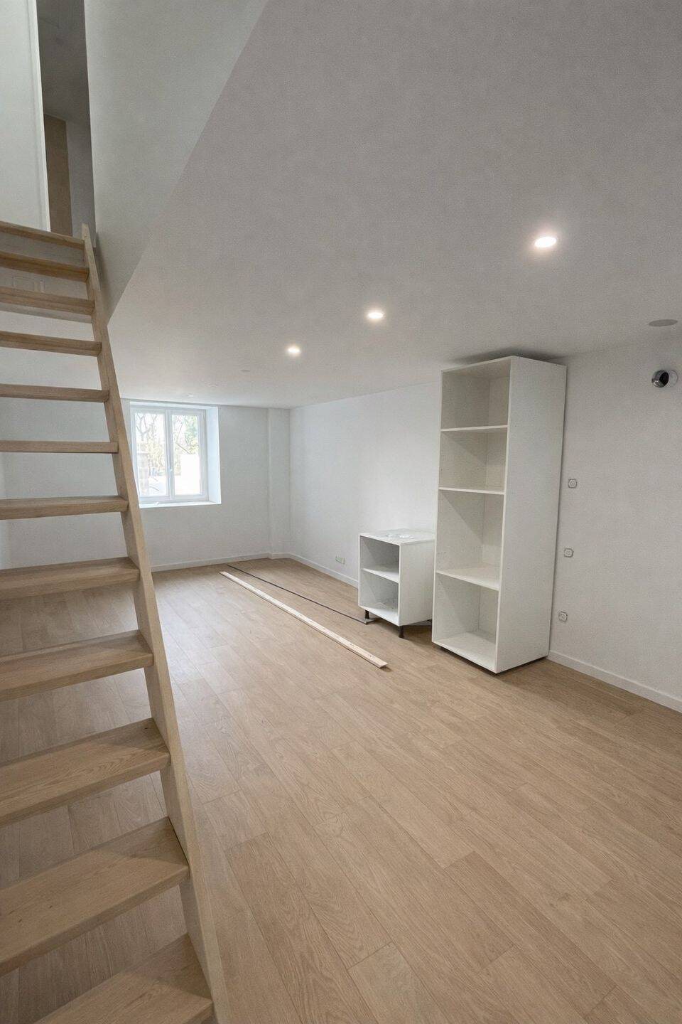 Maison à louer, 45m², Saint-Romain-de-Jalionas