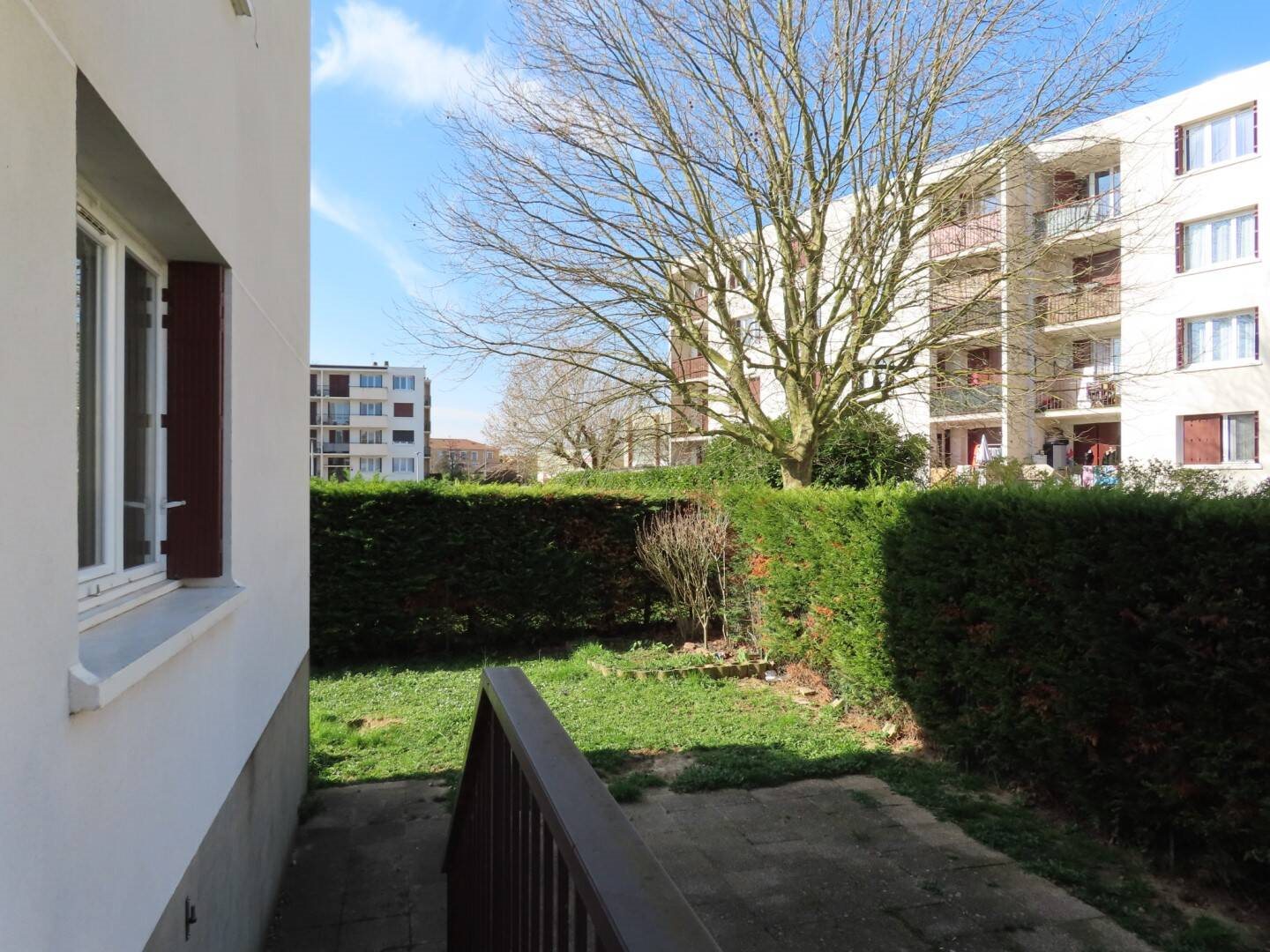 Appartement à vendre, 61m², Pont-de-Chéruy