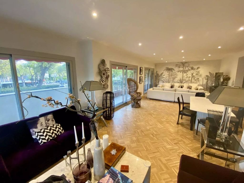 Appartement à vendre, 140m², Marseille 8ème