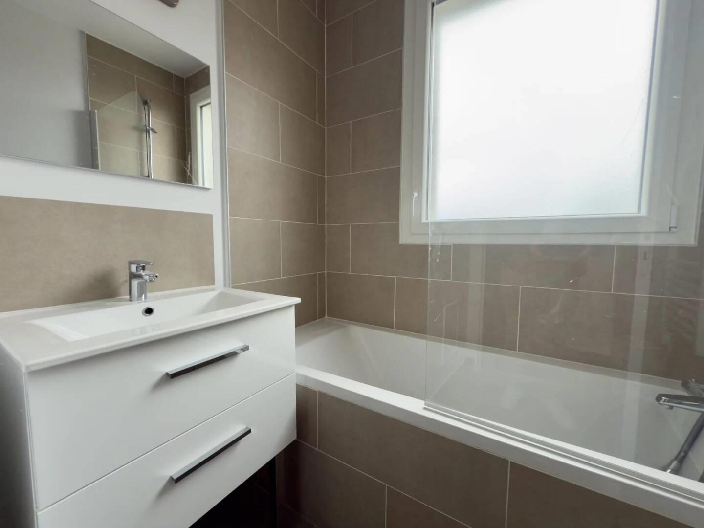 Appartement à louer, 87m², Paris 19ème