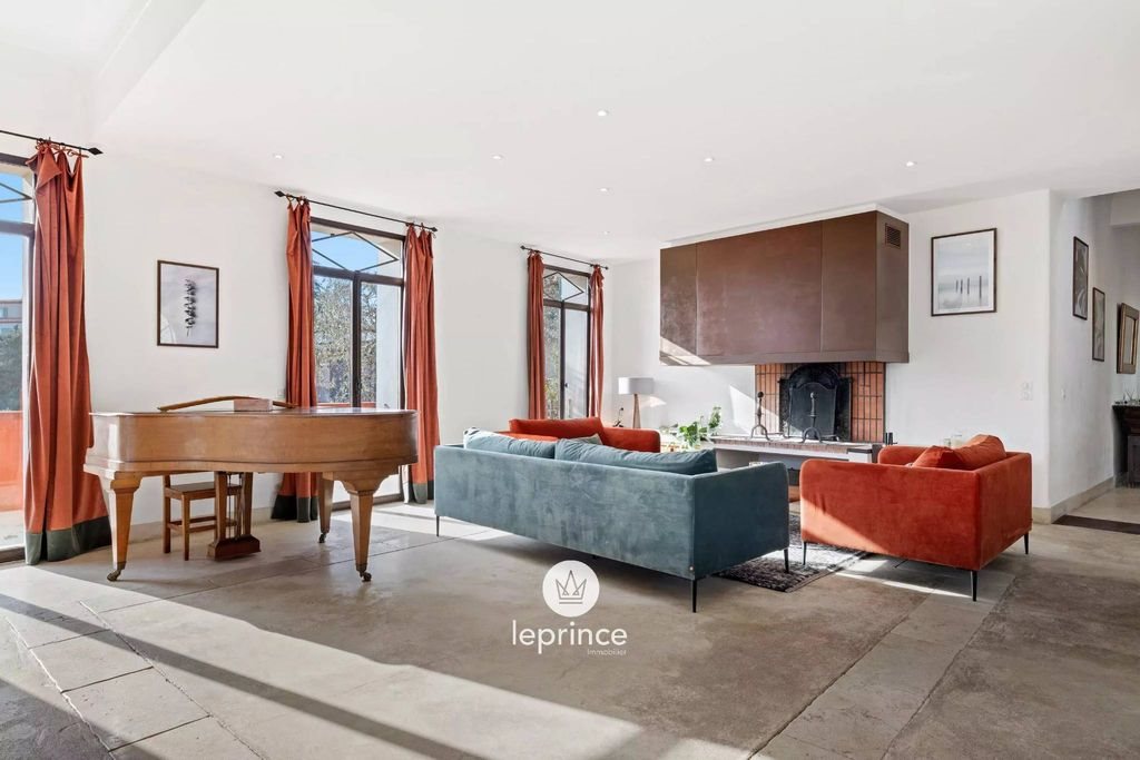 Maison à louer, 264m², Nice