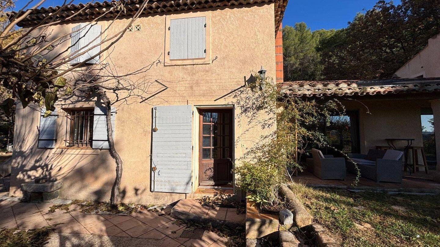 Maison à louer, 122m², Le Tholonet